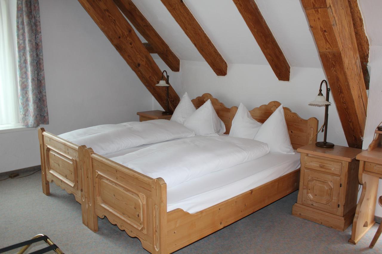 Landgasthof Zu Den Drei Sternen Brunegg ห้อง รูปภาพ